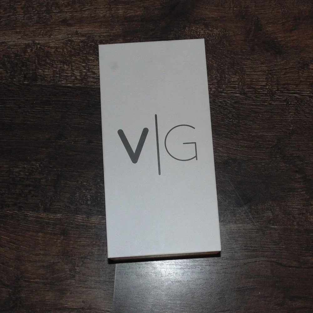 Vinglace Wine Bottle Chiller Navy Blue Like New Personalized Letter L